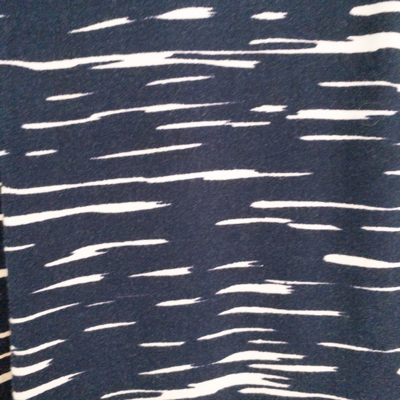 Splendid Patterned Tee - Picture 5 of 7